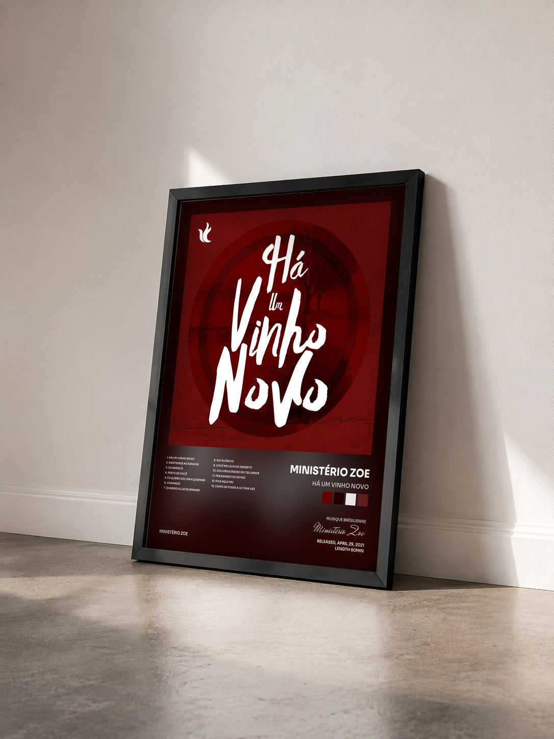 #noir Tableau de l'album Há Um Vinho Novo de Ministério Zoe vu de trois quarts, cadre noir