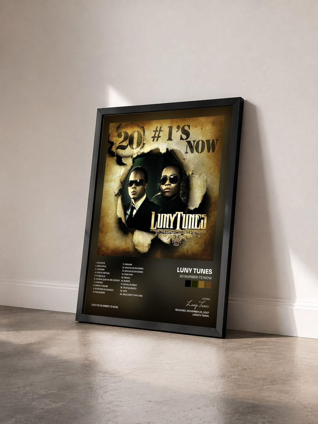 #noir Tableau de l'album 20 Number 1's Now de Luny Tunes vu de trois quarts, cadre noir