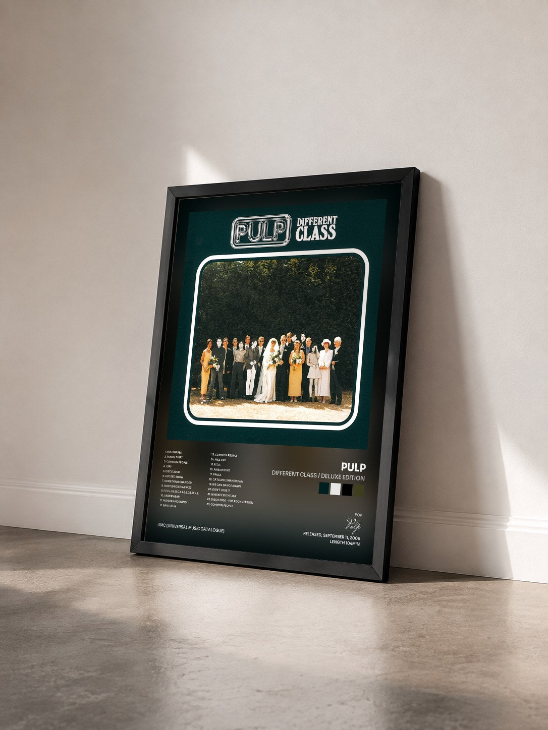 #noir Tableau de l'album Different Class / Deluxe Edition de Pulp vu de trois quarts, cadre noir