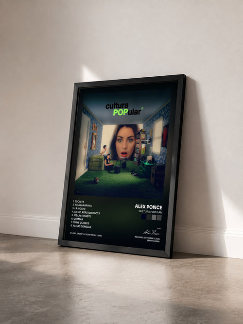 #noir Tableau de l'album Cultura POPular de Alex Ponce vu de trois quarts, cadre noir