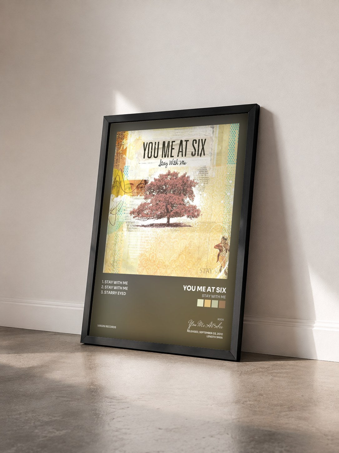 #noir Tableau de l'album Stay With Me de You Me At Six vu de trois quarts, cadre noir
