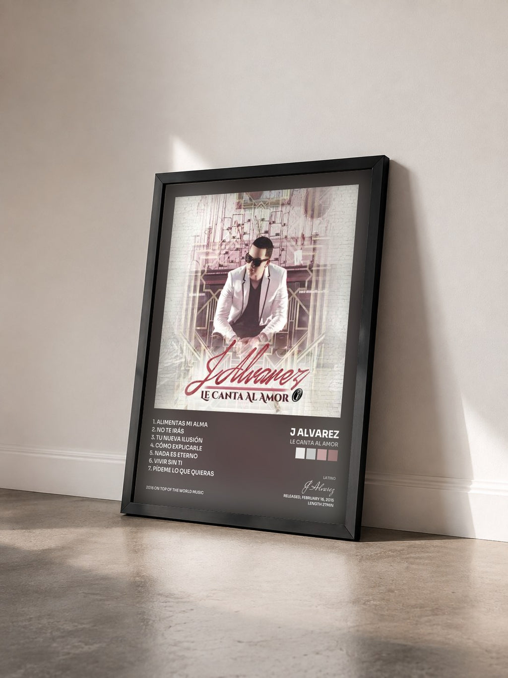 #noir Tableau de l'album Le Canta al Amor de J Alvarez vu de trois quarts, cadre noir