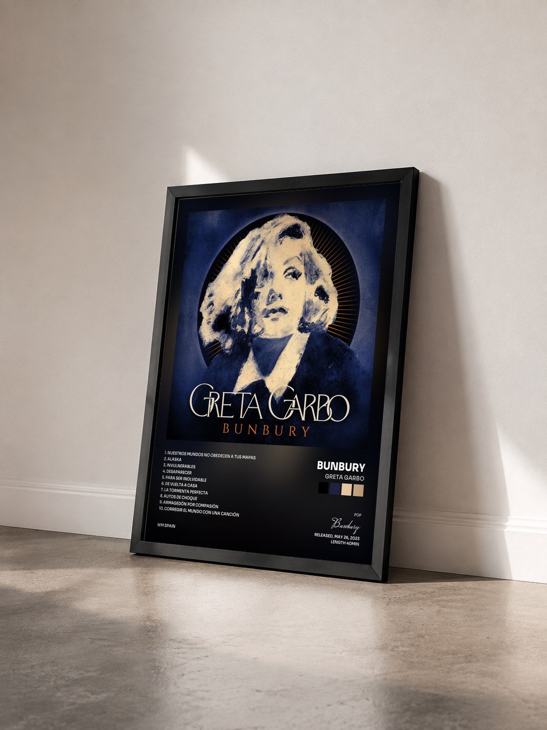#noir Tableau de l'album Greta Garbo de Bunbury vu de trois quarts, cadre noir