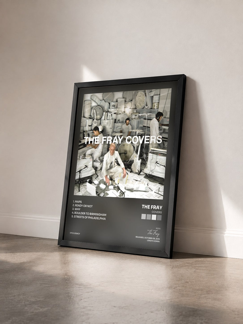 #noir Tableau de l'album Covers de The Fray vu de trois quarts, cadre noir