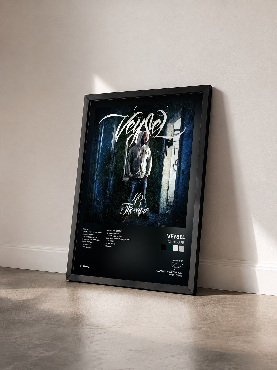 #noir Tableau de l'album 43 Therapie de Veysel vu de trois quarts, cadre noir