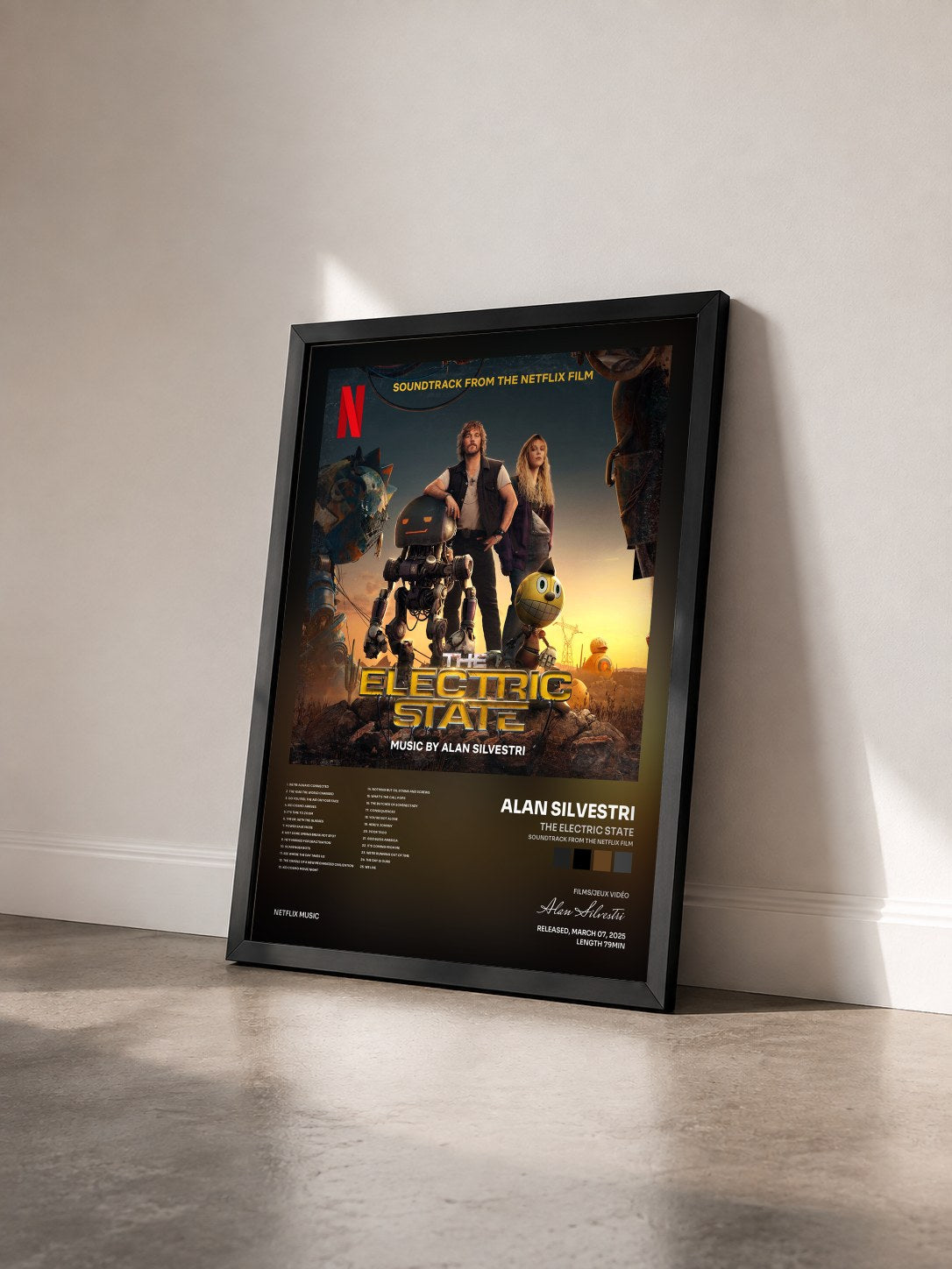 #noir Tableau de l'album The Electric State (Soundtrack from the Netflix Film) de Alan Silvestri vu de trois quarts, cadre noir