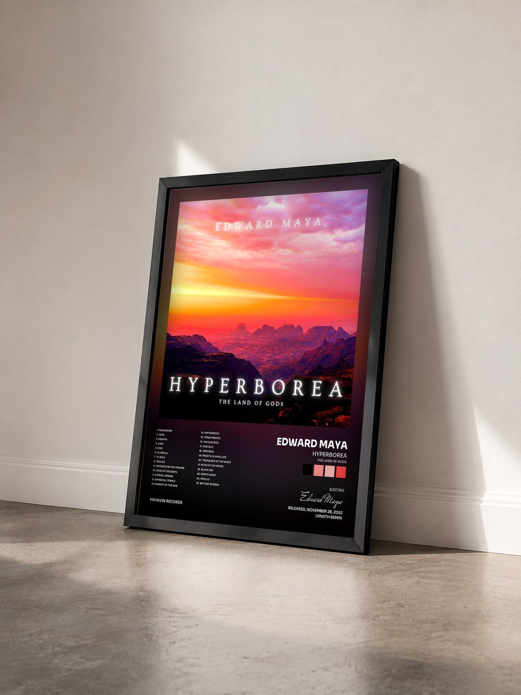 #noir Tableau de l'album Hyperborea (The Land of Gods) de Edward Maya vu de trois quarts, cadre noir