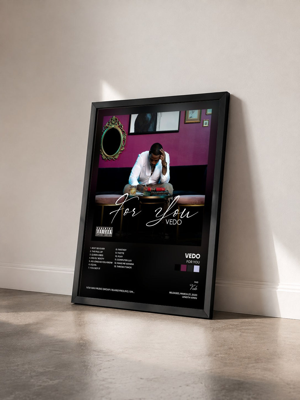 #noir Tableau de l'album For You de Vedo vu de trois quarts, cadre noir
