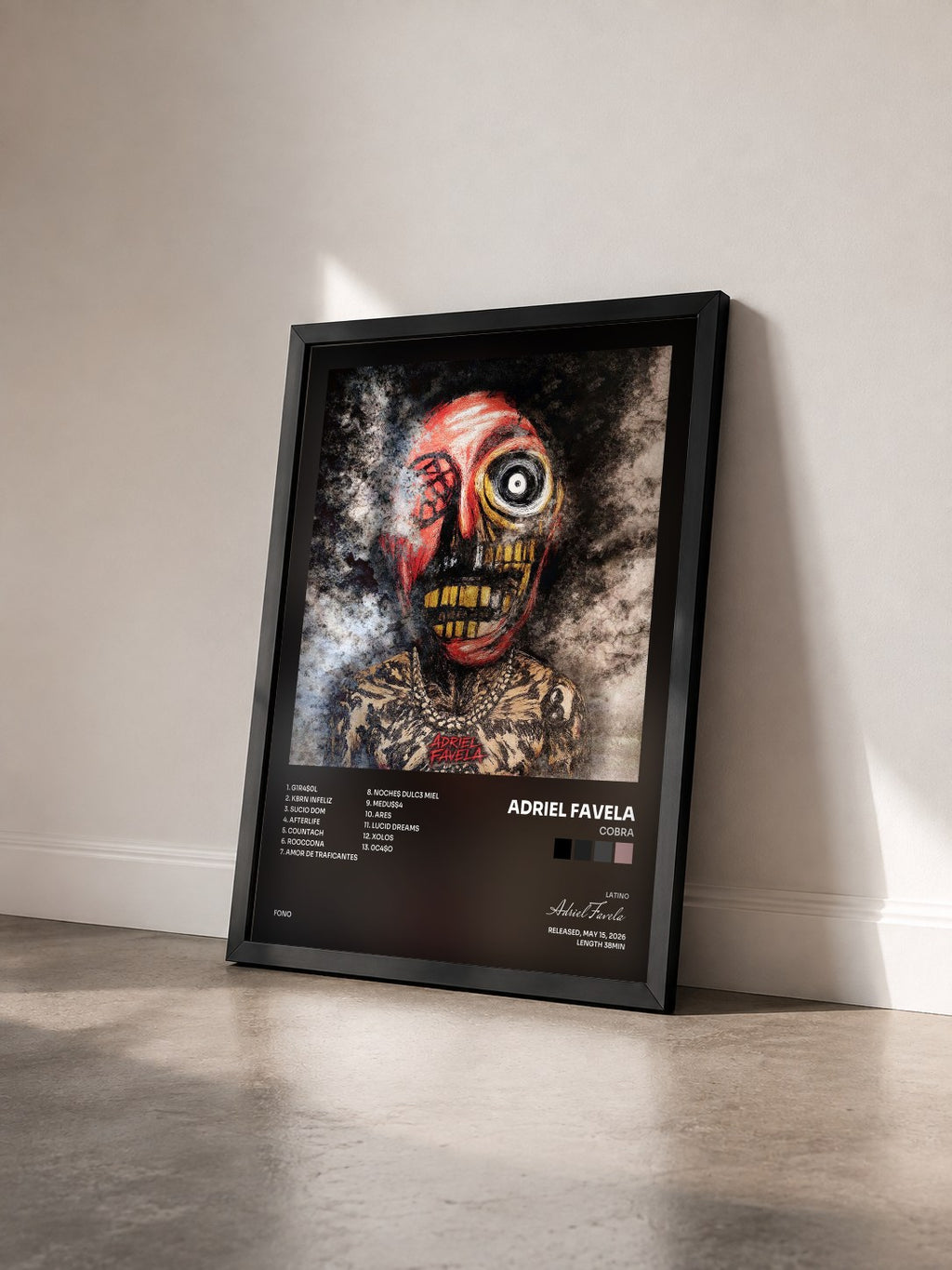 #noir Tableau de l'album COBRA de Adriel Favela vu de trois quarts, cadre noir