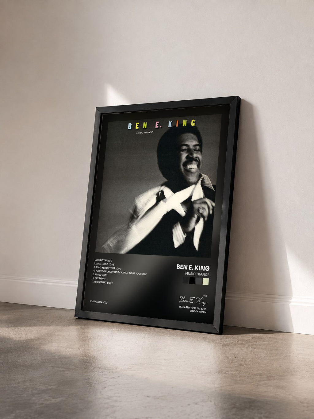 #noir Tableau de l'album Music Trance de Ben E. King vu de trois quarts, cadre noir