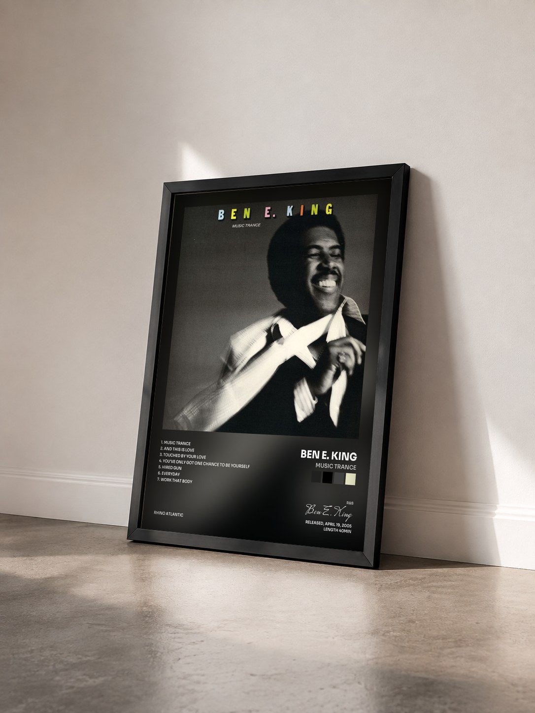 #noir Tableau de l'album Music Trance de Ben E. King vu de trois quarts, cadre noir