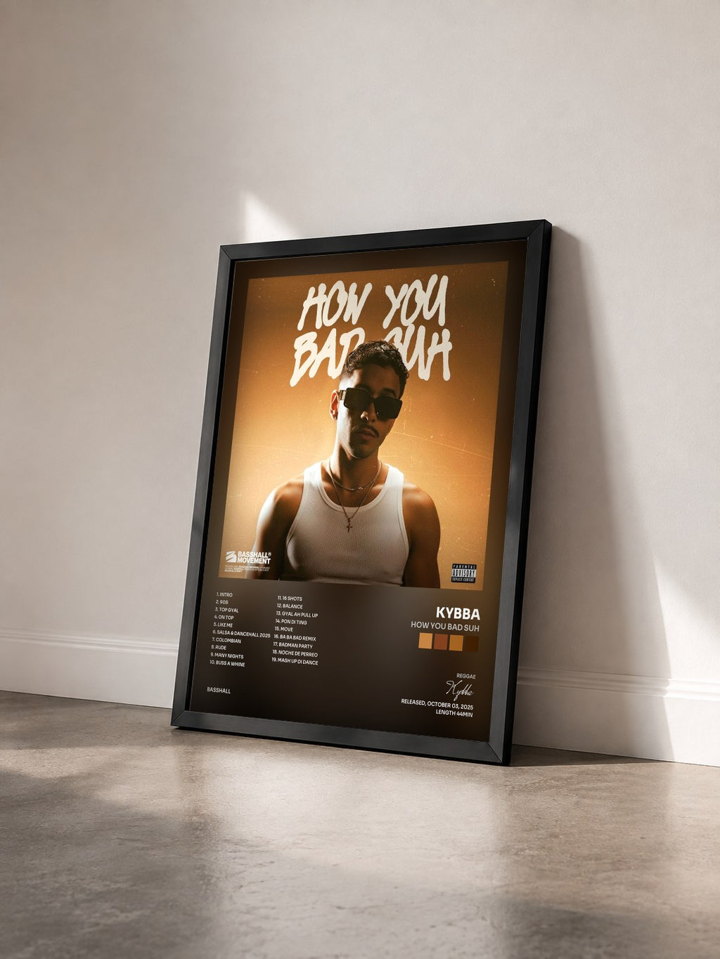 #noir Tableau de l'album How You Bad Suh de Kybba vu de trois quarts, cadre noir