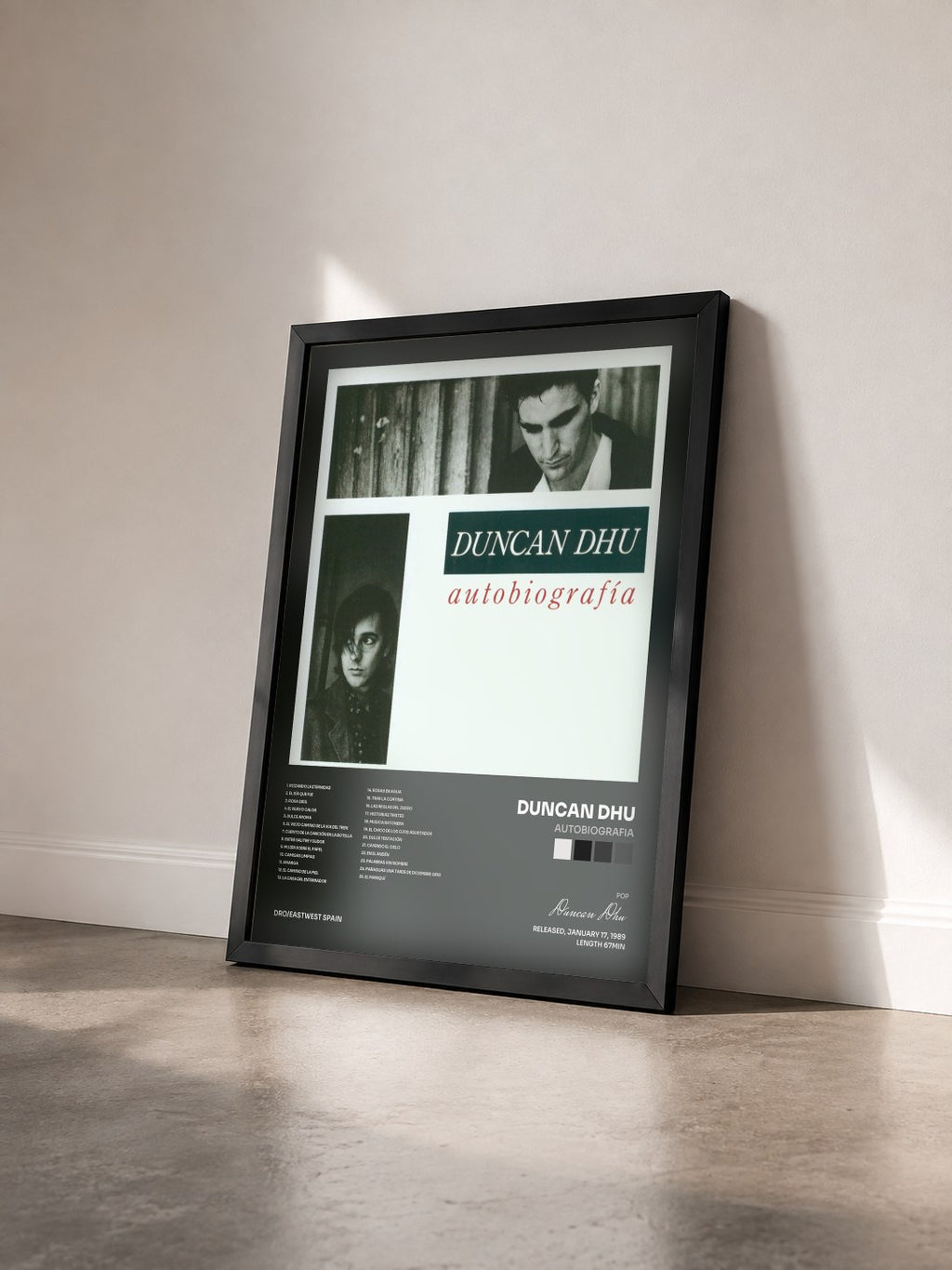 #noir Tableau de l'album Autobiografia de Duncan Dhu vu de trois quarts, cadre noir