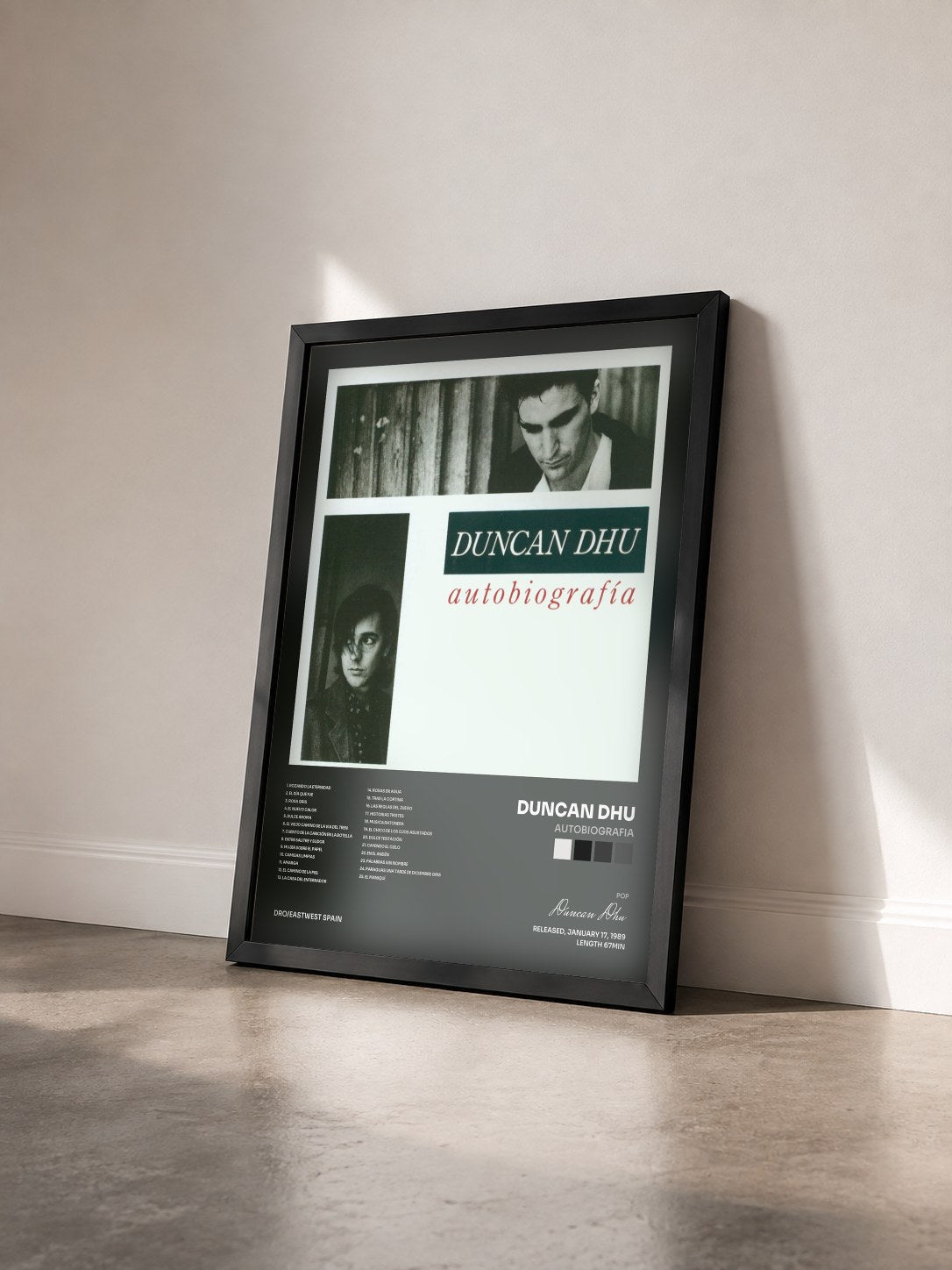 #noir Tableau de l'album Autobiografia de Duncan Dhu vu de trois quarts, cadre noir