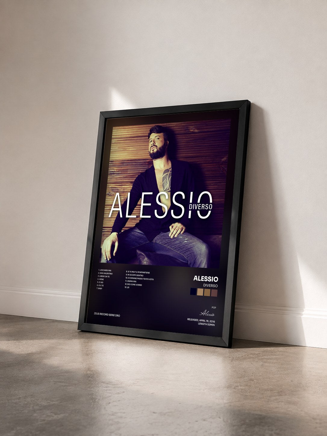 #noir Tableau de l'album Diverso de Alessio vu de trois quarts, cadre noir