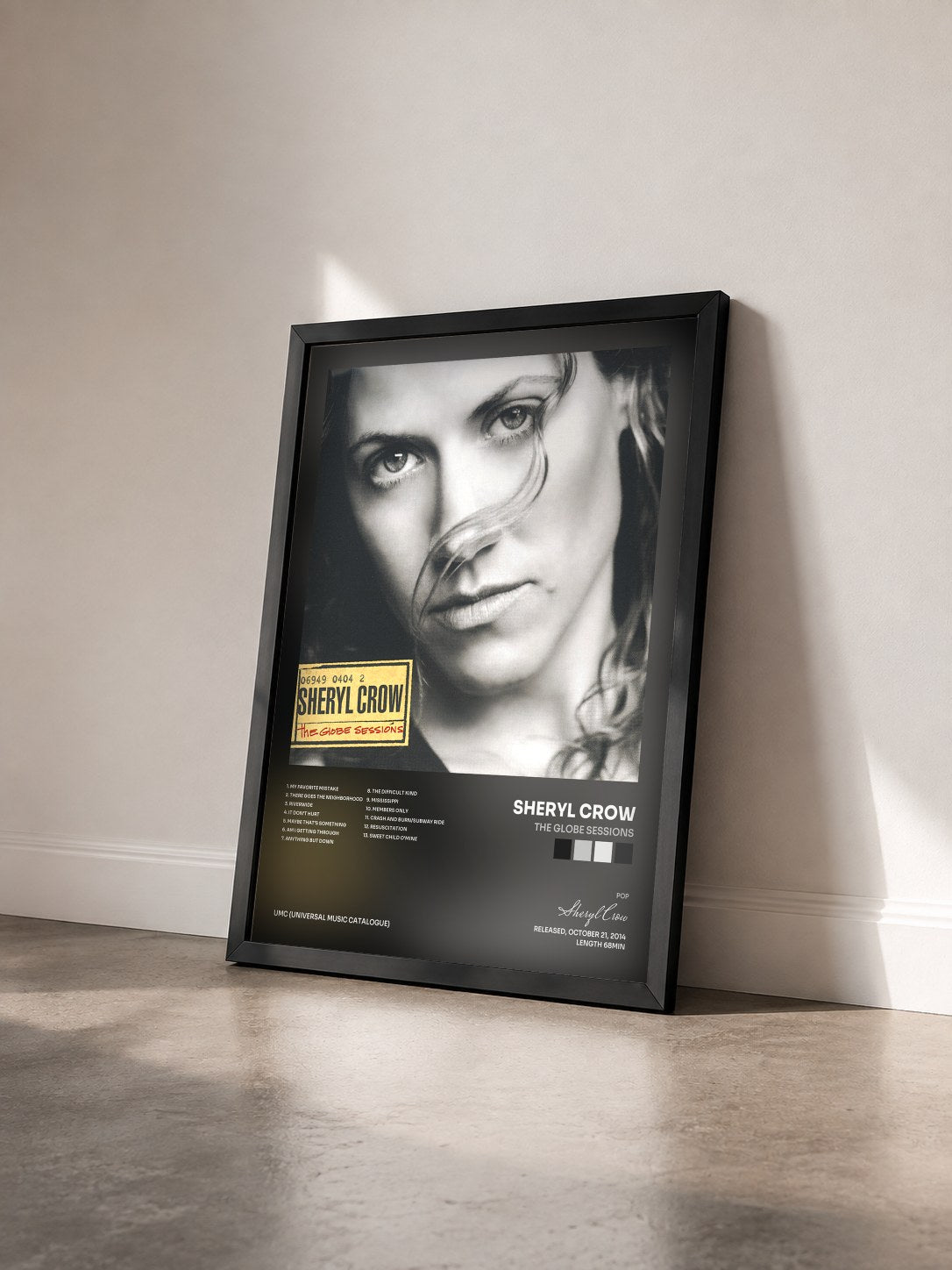 #noir Tableau de l'album The Globe Sessions de Sheryl Crow vu de trois quarts, cadre noir