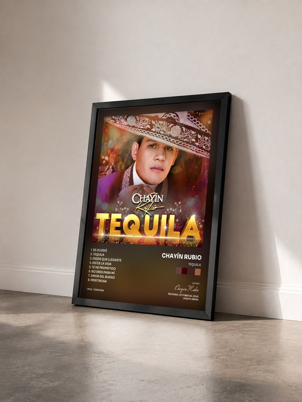 #noir Tableau de l'album Tequila de Chayín Rubio vu de trois quarts, cadre noir