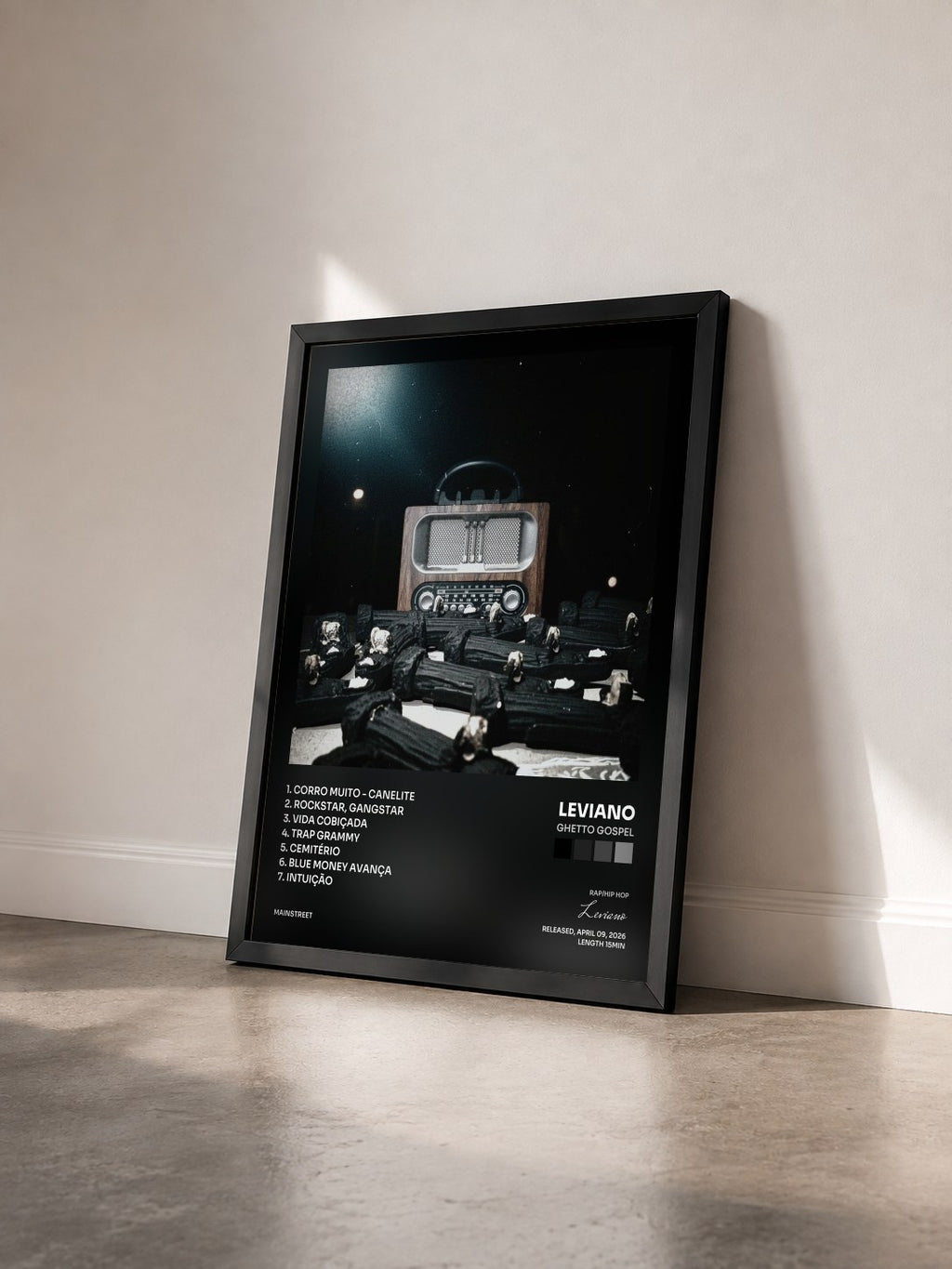 #noir Tableau de l'album GHETTO GOSPEL de Leviano vu de trois quarts, cadre noir