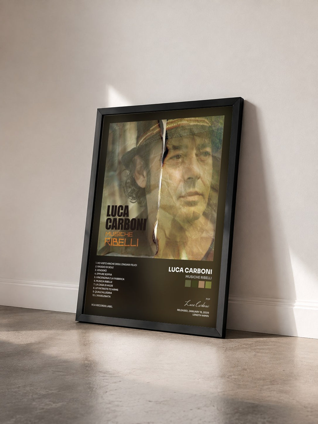 #noir Tableau de l'album Musiche Ribelli de Luca Carboni vu de trois quarts, cadre noir