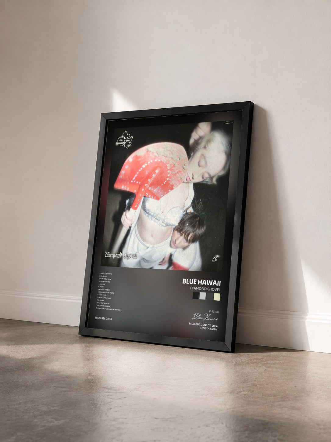 #noir Tableau de l'album Diamond Shovel de Blue Hawaii vu de trois quarts, cadre noir