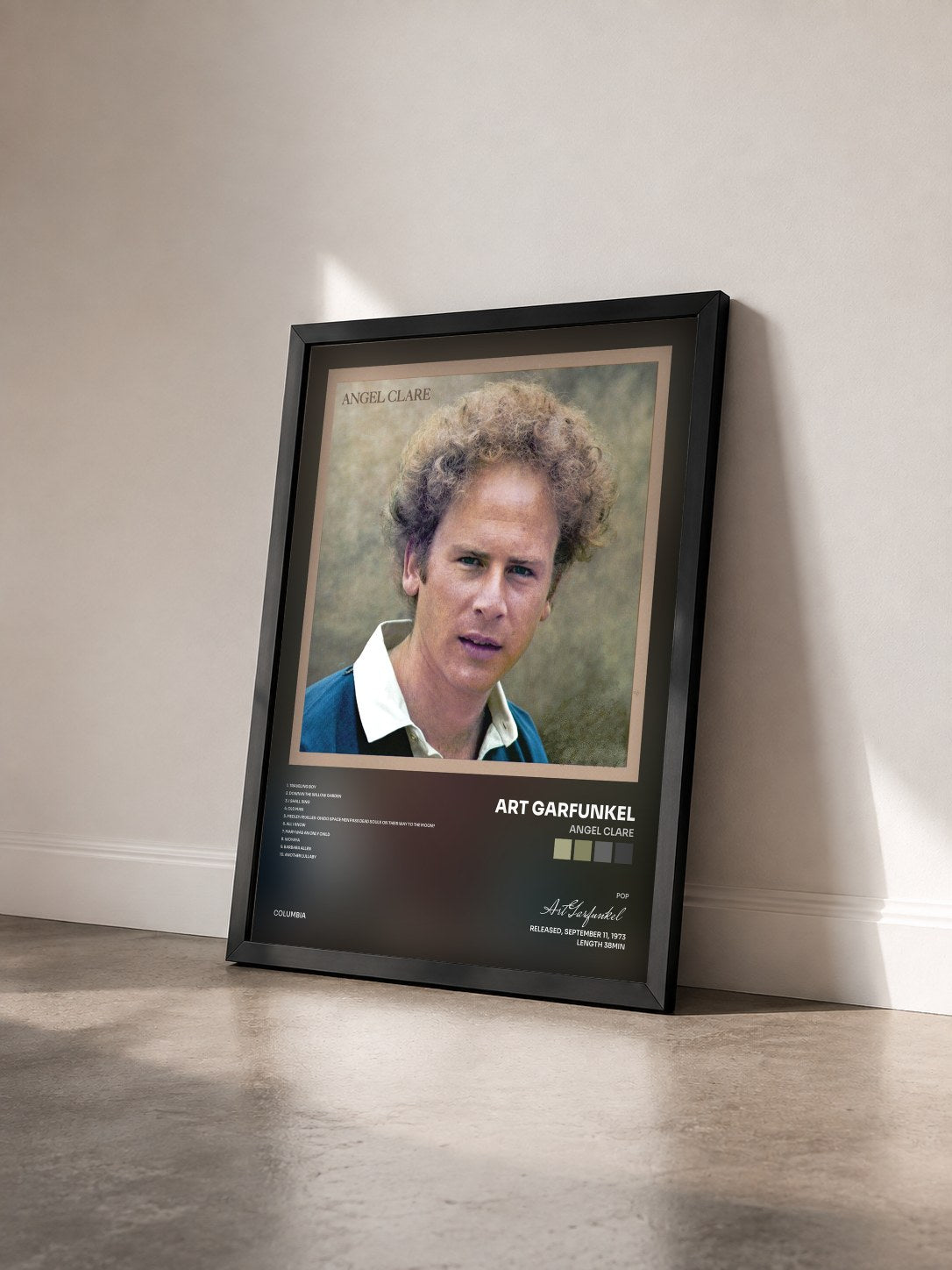 #noir Tableau de l'album Angel Clare de Art Garfunkel vu de trois quarts, cadre noir