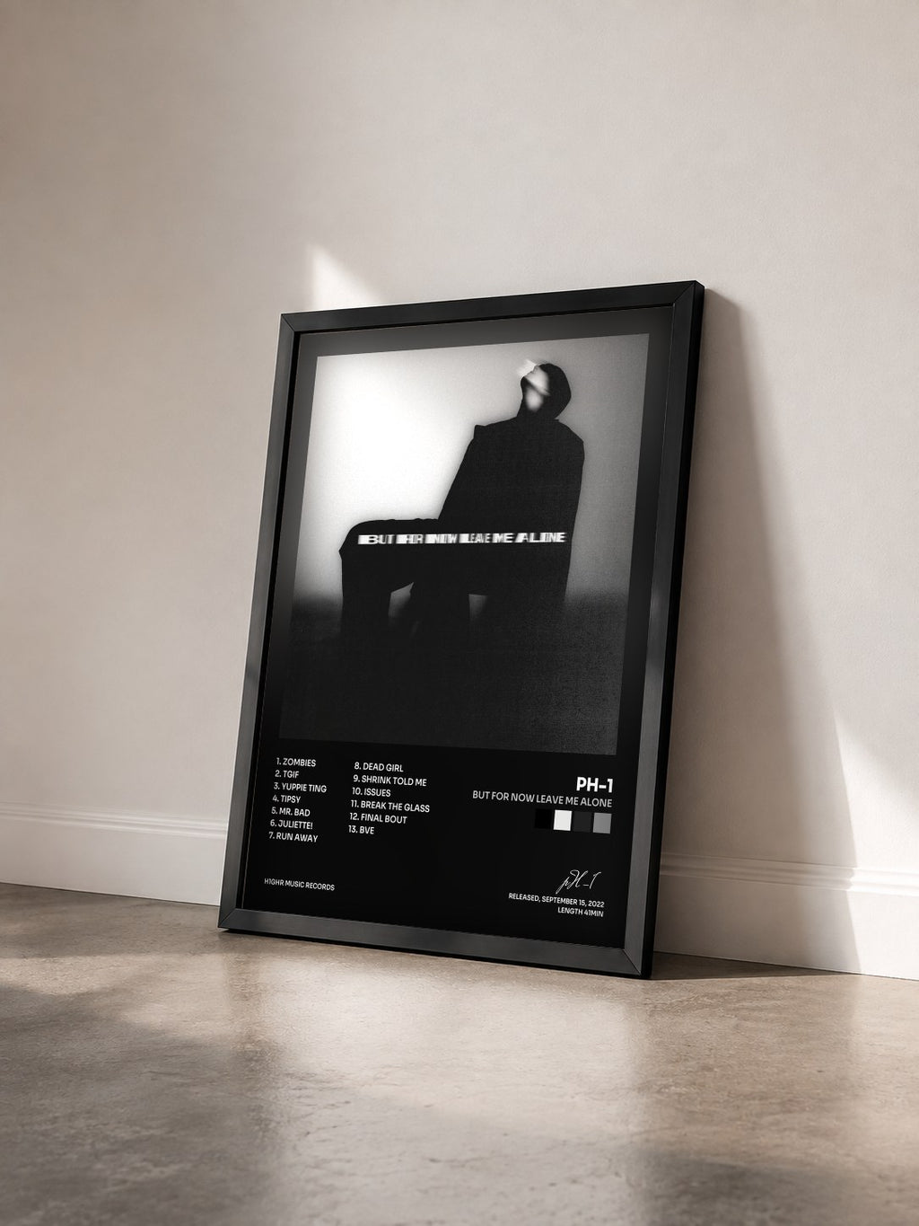 #noir Tableau de l'album BUT FOR NOW LEAVE ME ALONE de pH-1 vu de trois quarts, cadre noir