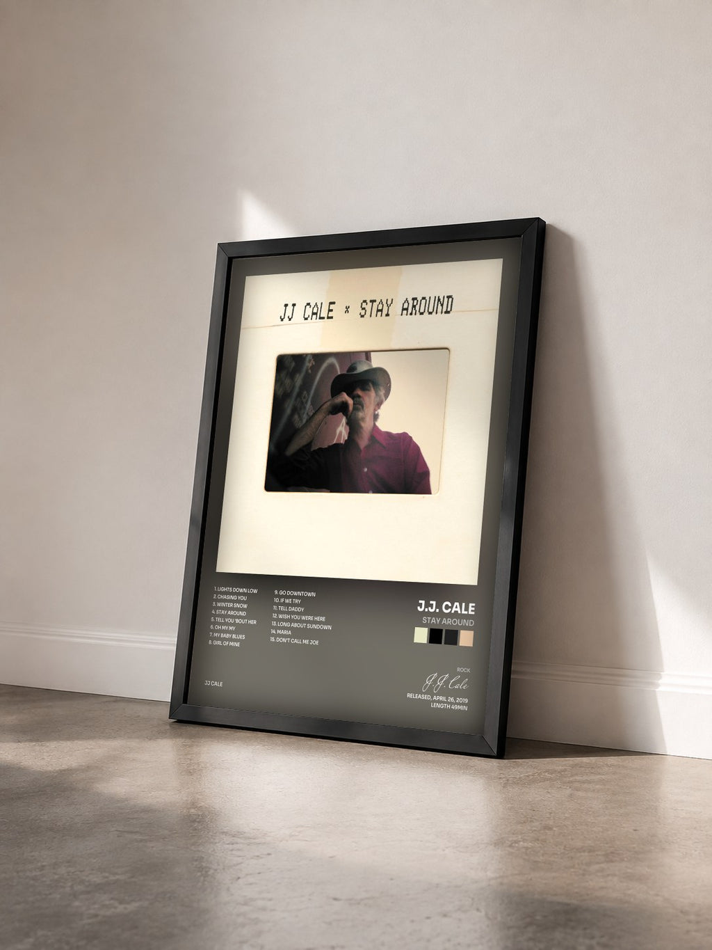 #noir Tableau de l'album Stay Around de J.J. Cale vu de trois quarts, cadre noir