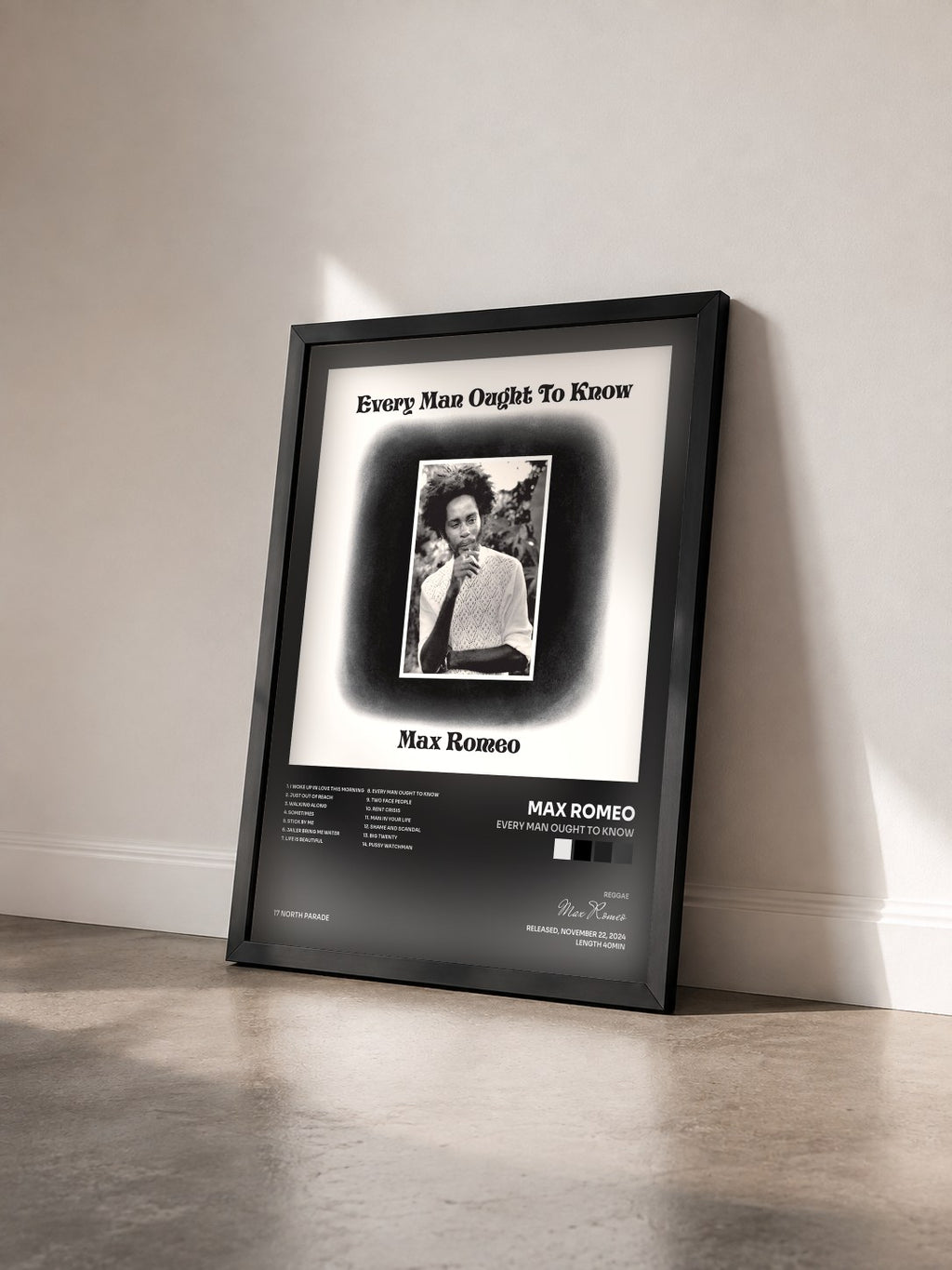 #noir Tableau de l'album Every Man Ought To Know de Max Romeo vu de trois quarts, cadre noir