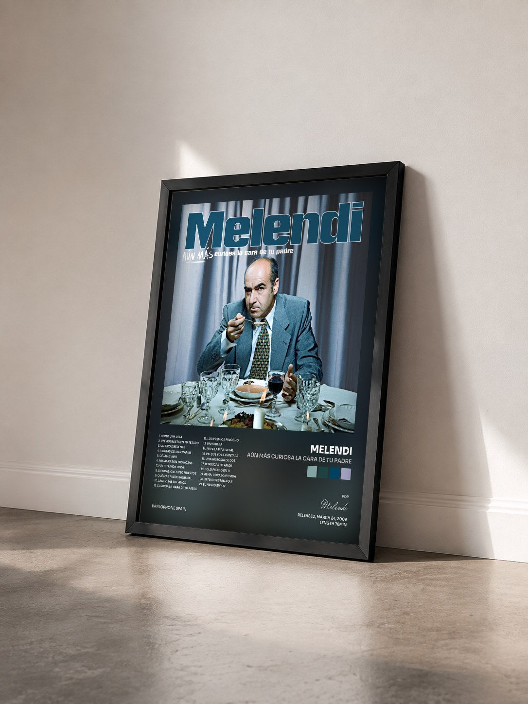 #noir Tableau de l'album Aún Más Curiosa La Cara De Tu Padre de Melendi vu de trois quarts, cadre noir