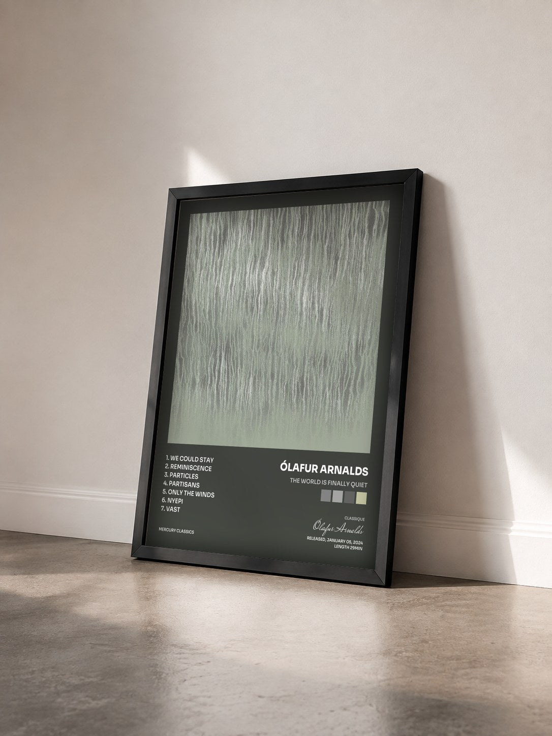 #noir Tableau de l'album the world is finally quiet de Ólafur Arnalds vu de trois quarts, cadre noir