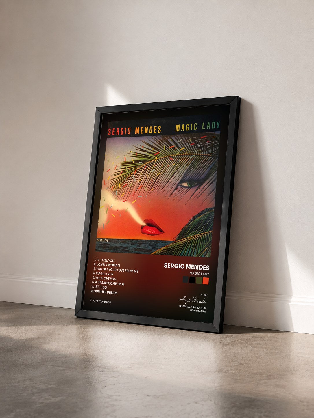 #noir Tableau de l'album Magic Lady de Sergio Mendes vu de trois quarts, cadre noir