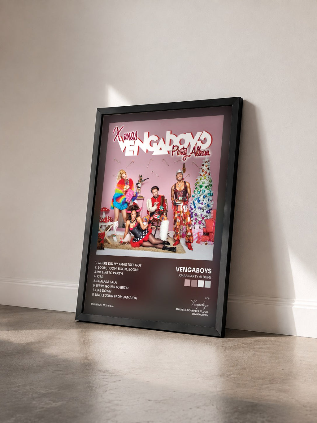 #noir Tableau de l'album Xmas Party Album! de Vengaboys vu de trois quarts, cadre noir