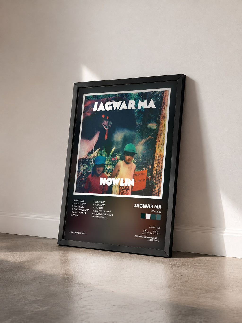 #noir Tableau de l'album Howlin de Jagwar Ma vu de trois quarts, cadre noir
