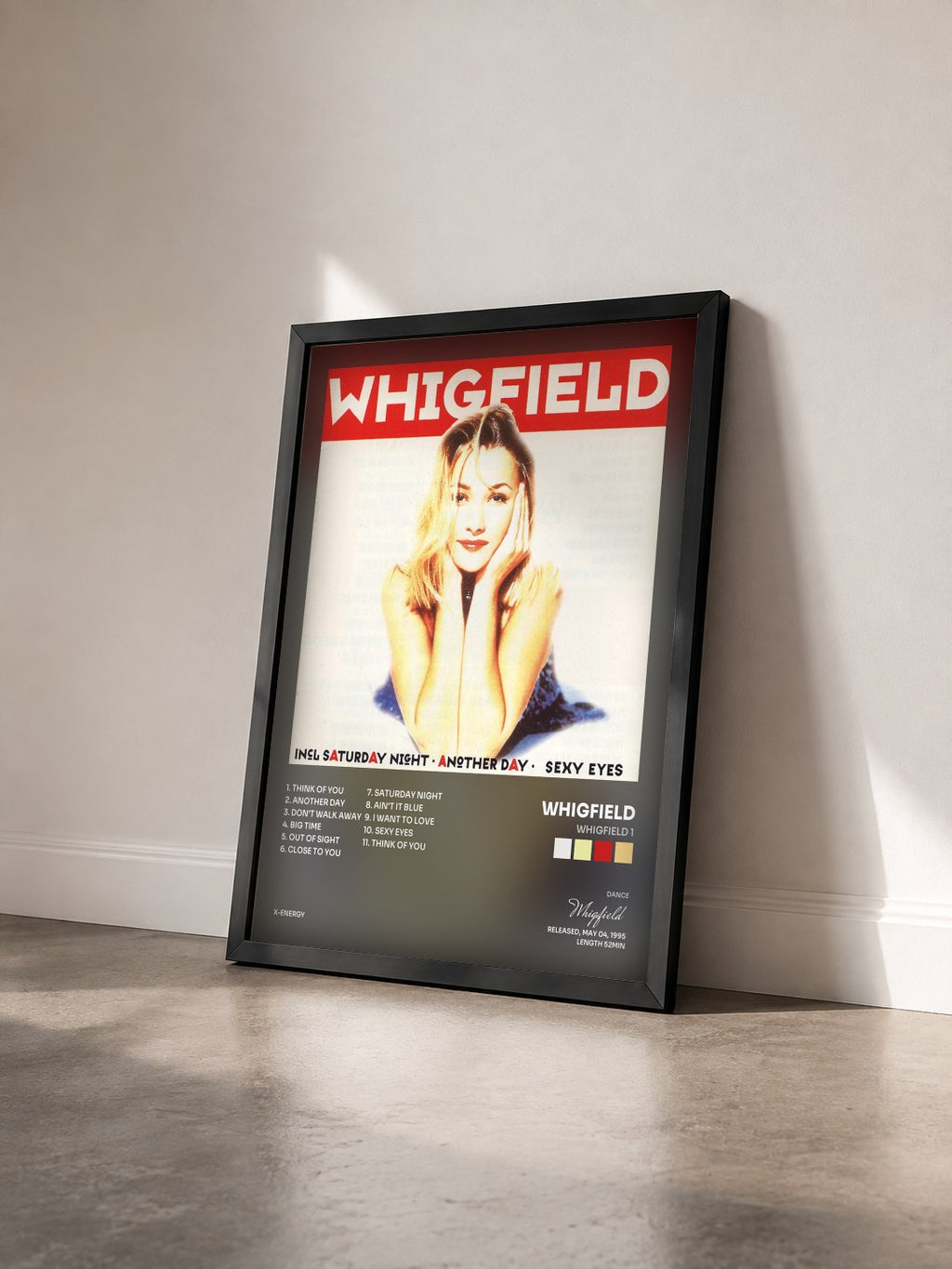 #noir Tableau de l'album Whigfield 1 de Whigfield vu de trois quarts, cadre noir