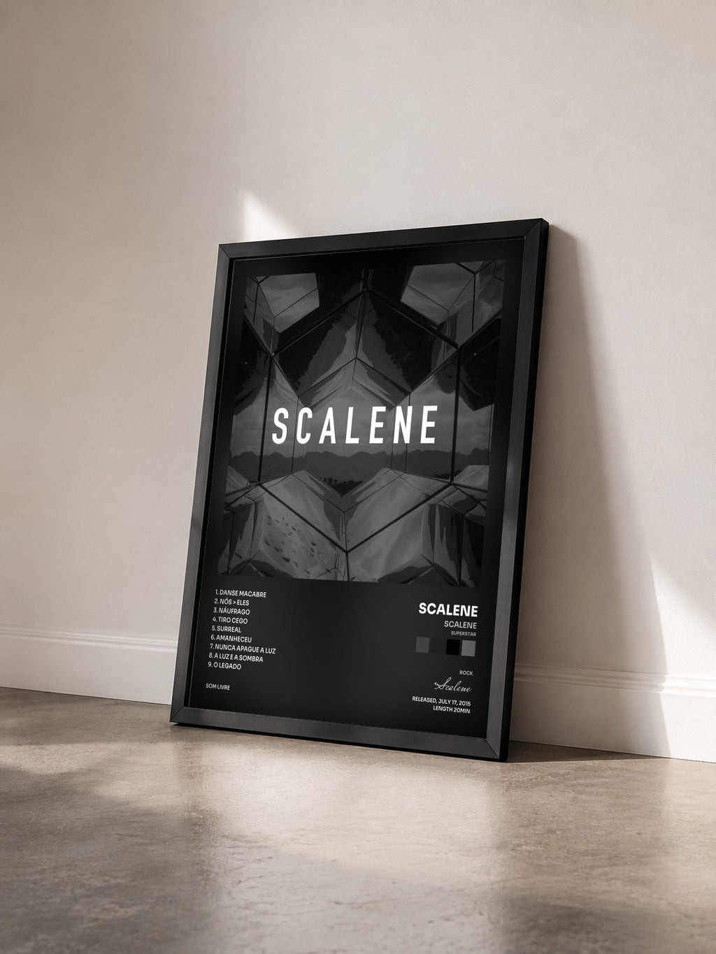 #noir Tableau de l'album Scalene (Superstar): Trajetória de Scalene vu de trois quarts, cadre noir