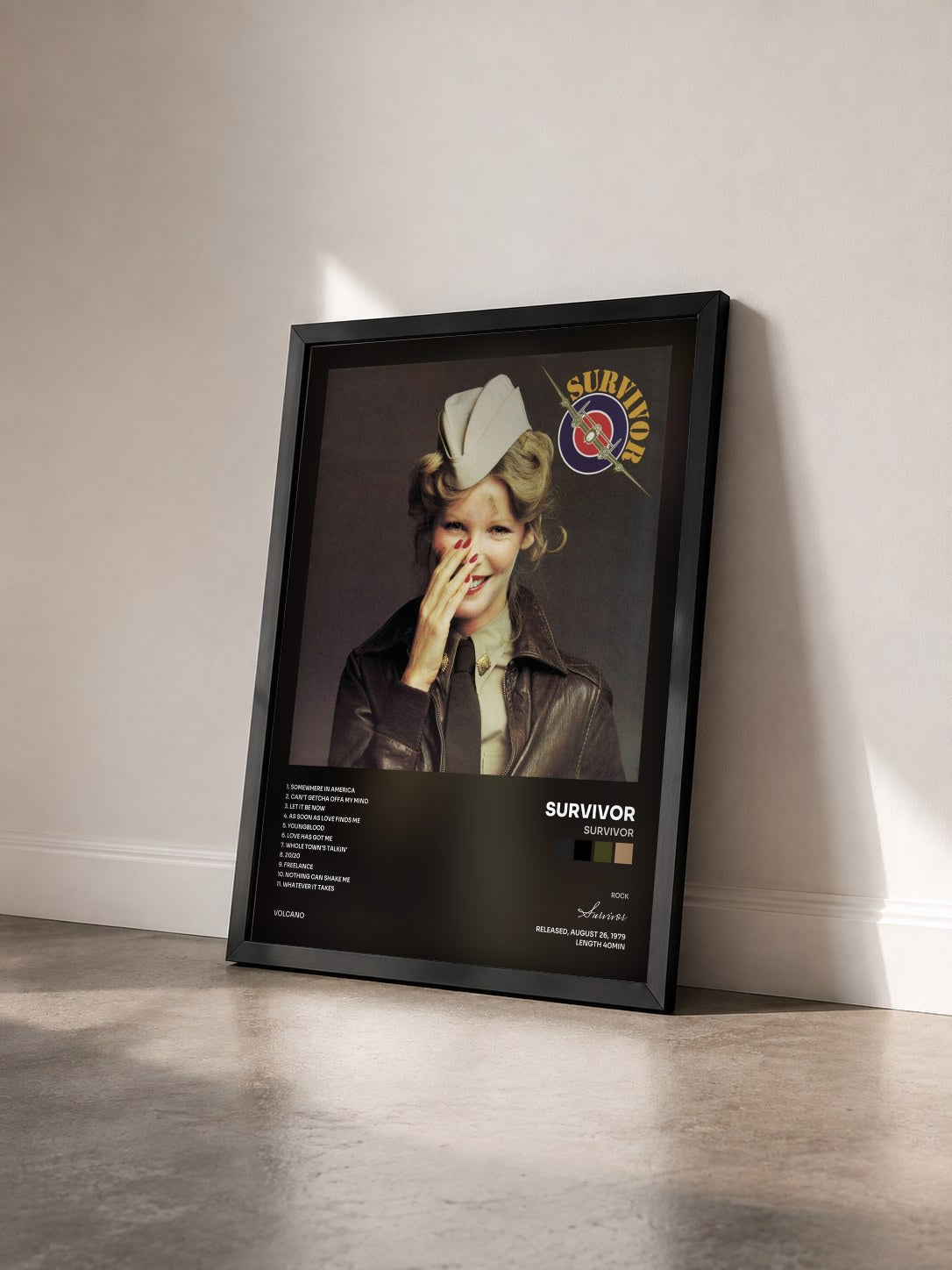 #noir Tableau de l'album Survivor de Survivor vu de trois quarts, cadre noir