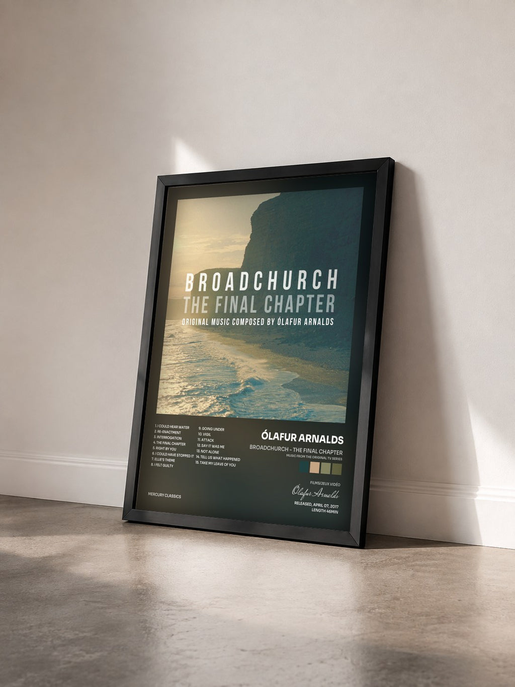 #noir Broadchurch - The Final Chapter (Music From The Original TV Series) di Ólafur Arnalds in stampa incorniciata vista di tre quarti, cornice nera
