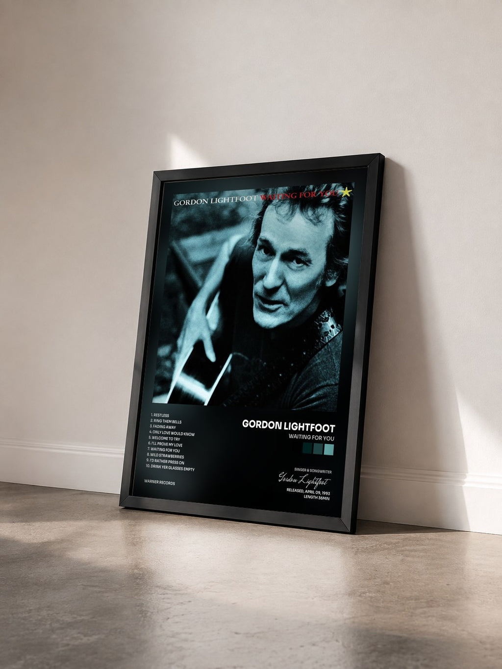 #noir Tableau de l'album Waiting for You de Gordon Lightfoot vu de trois quarts, cadre noir