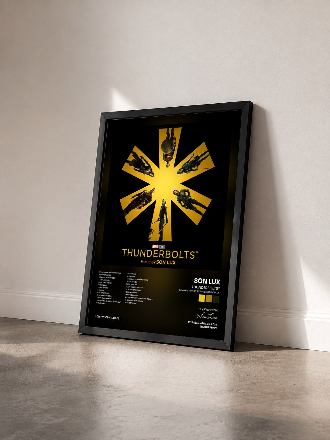 #noir Tableau de l'album Thunderbolts* (Original Motion Picture Soundtrack) de Son Lux vu de trois quarts, cadre noir