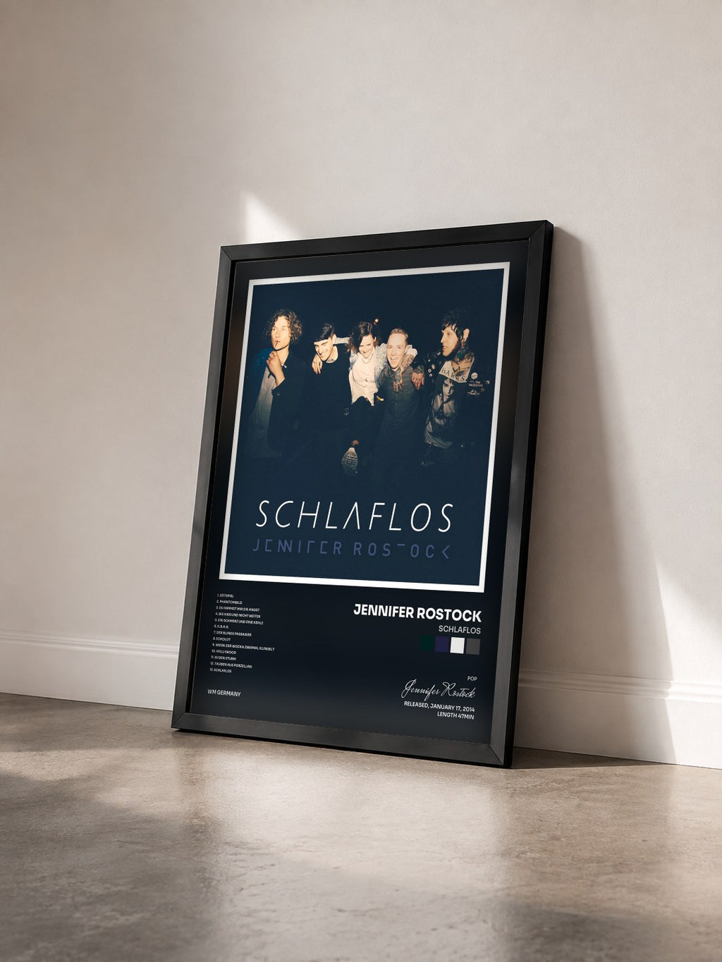 #noir Tableau de l'album Schlaflos de Jennifer Rostock vu de trois quarts, cadre noir