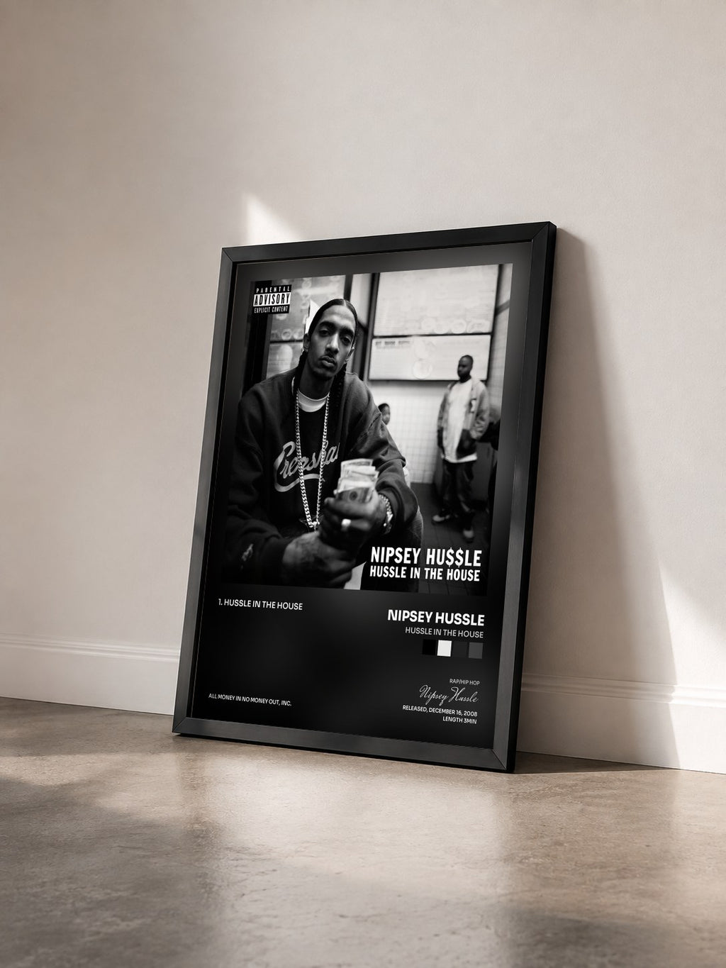 #noir Tableau de l'album Hussle in the House de Nipsey Hussle vu de trois quarts, cadre noir