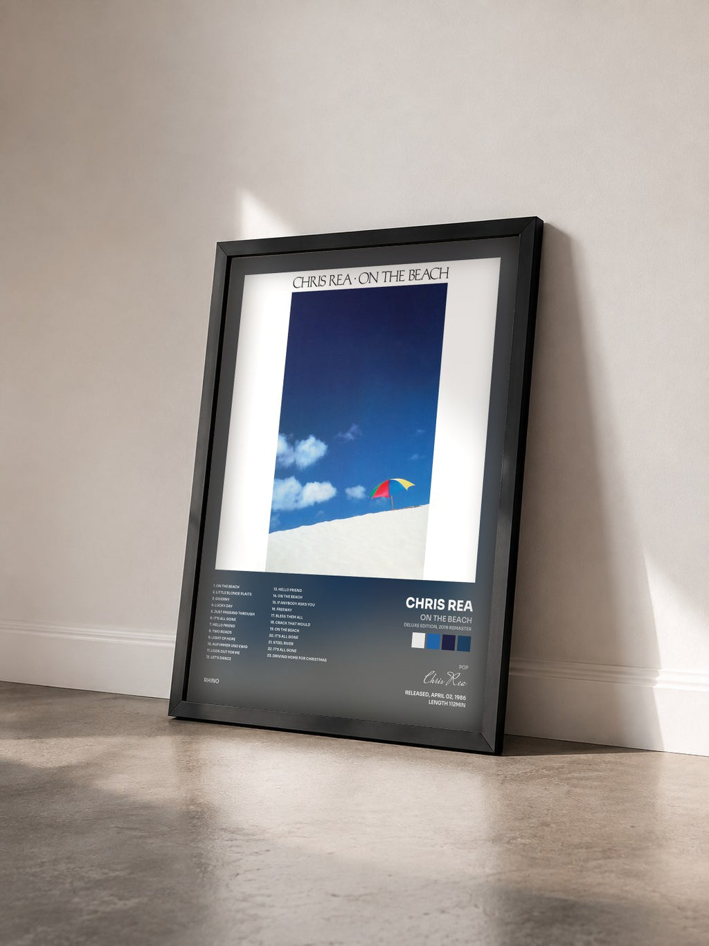 #noir Tableau de l'album On the Beach (Deluxe Edition, 2019 Remaster) de Chris Rea vu de trois quarts, cadre noir