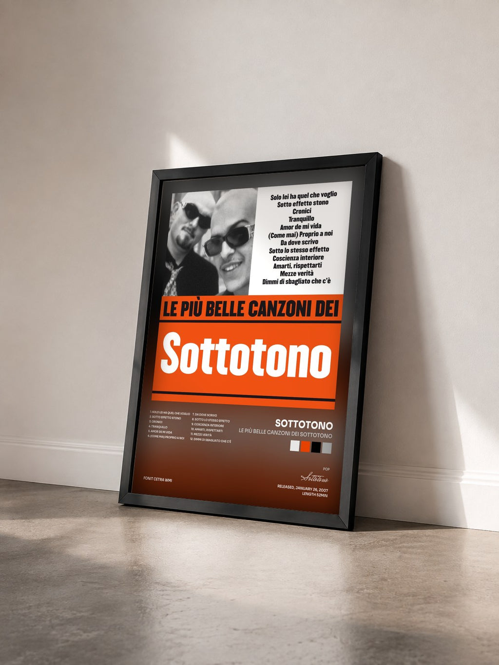 #noir Tableau de l'album Le più belle canzoni dei Sottotono de Sottotono vu de trois quarts, cadre noir