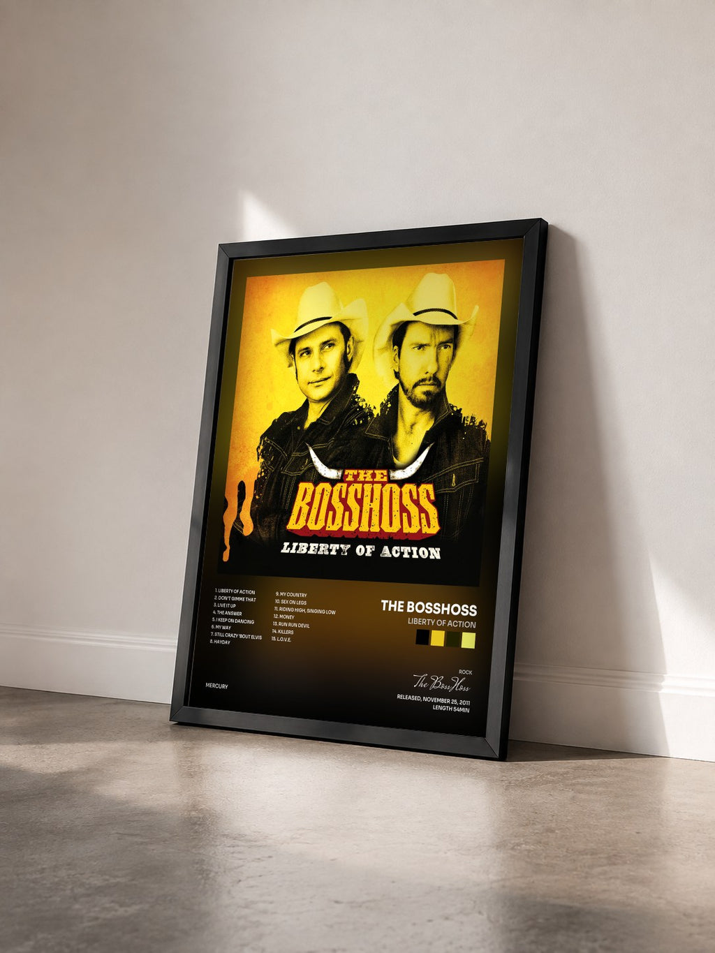 #noir Liberty Of Action von The BossHoss als gerahmter Kunstdruck von schräg gesehen, schwarzer Rahmen