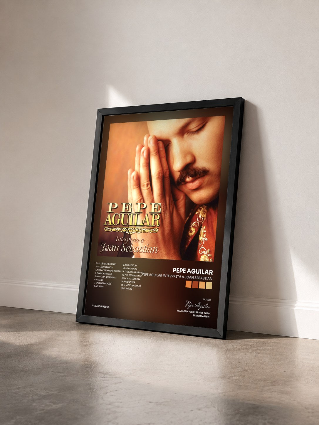 #noir Tableau de l'album Pepe Aguilar Interpreta A Joan Sebastian de Pepe Aguilar vu de trois quarts, cadre noir