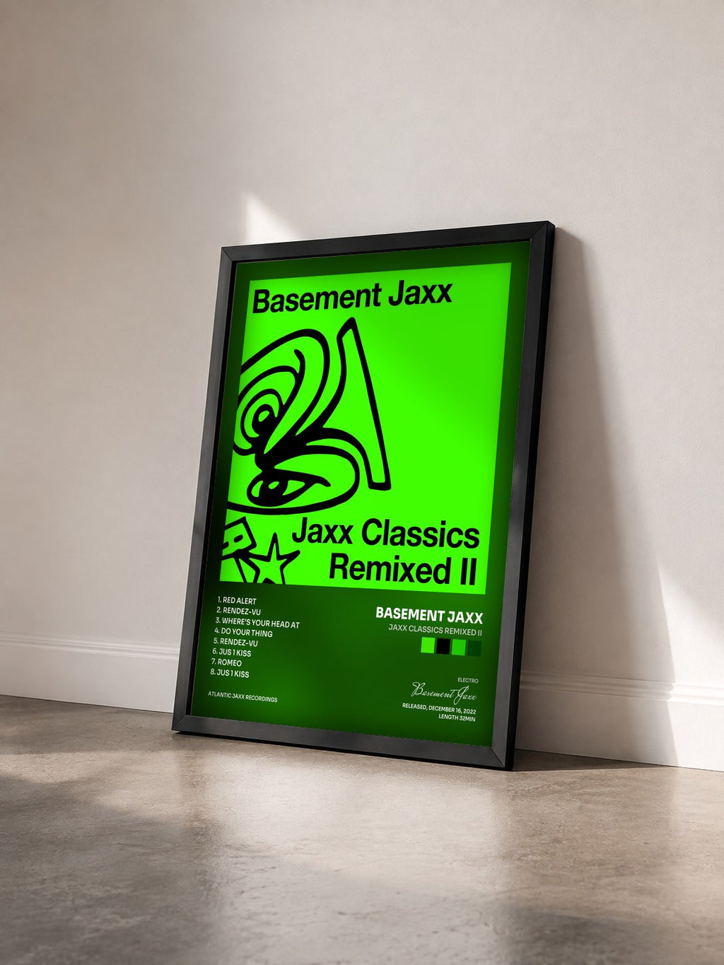 #noir Tableau de l'album Jaxx Classics Remixed II de Basement Jaxx vu de trois quarts, cadre noir