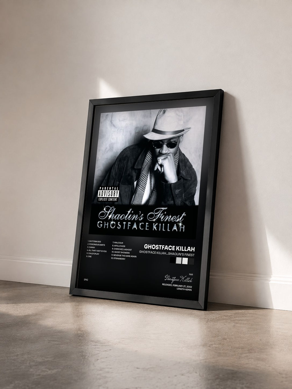#noir Tableau de l'album Ghostface Killah...Shaolin's Finest de Ghostface Killah vu de trois quarts, cadre noir