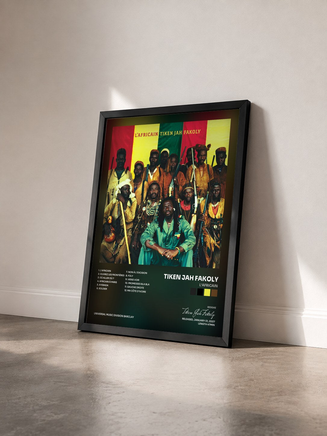 #noir Tableau de l'album L'Africain de Tiken Jah Fakoly vu de trois quarts, cadre noir