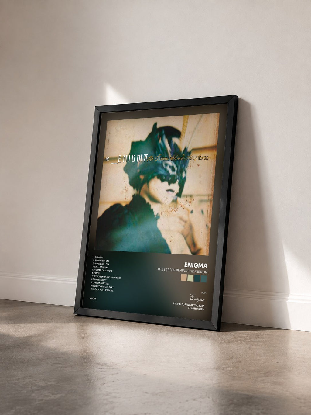 #noir Tableau de l'album The Screen Behind The Mirror de Enigma vu de trois quarts, cadre noir