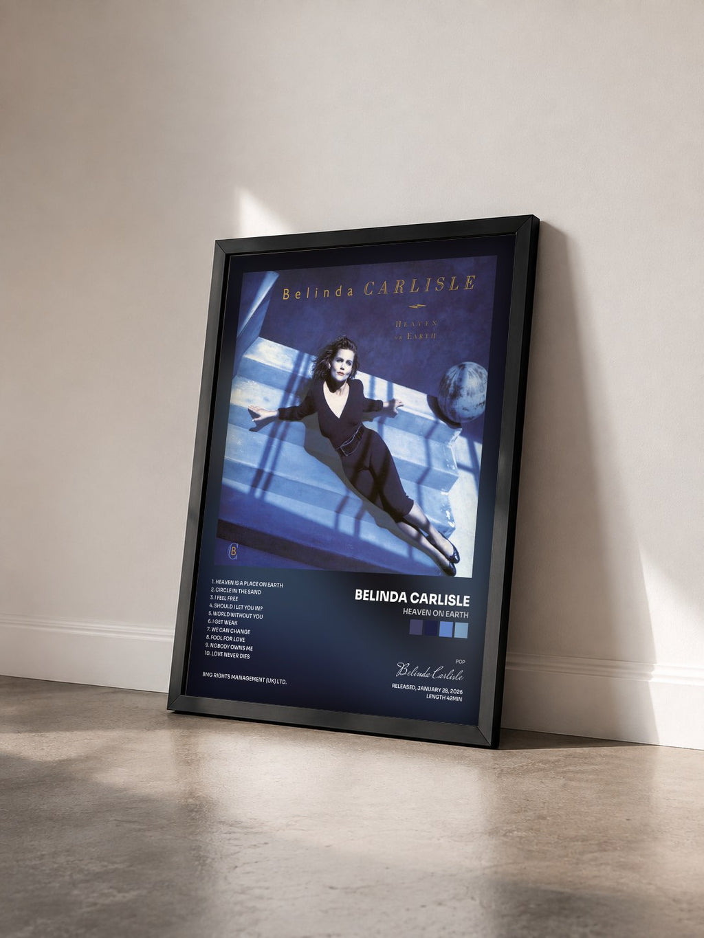 #noir Tableau de l'album Heaven on Earth de Belinda Carlisle vu de trois quarts, cadre noir